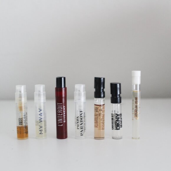 White Floral Designer & Niche Samples - Picture 11 of 11